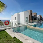 Apartment With Spectacular View In Cabopino