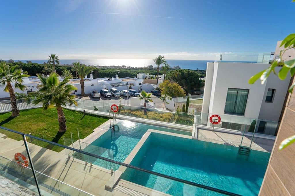 With Spectacular View In Cabopino * Marbella